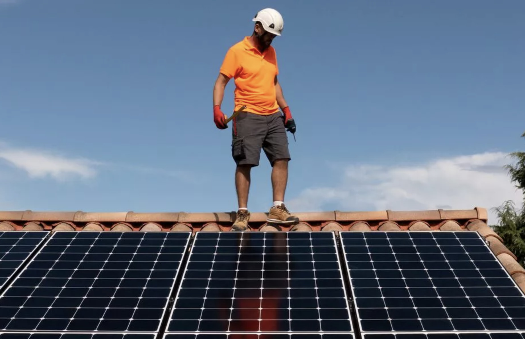 riesgos-y-desafios-de-asegurar-la-instalacion-de-paneles-solares