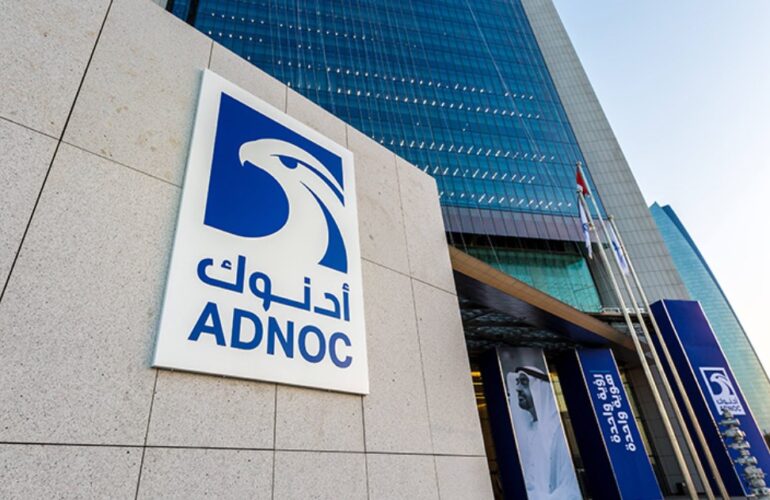 adnoc-y-aiq-desarrollan-una-solucion-de-ia-agente,-primera-en-su-tipo,-para-la-transformacion-energetica-global