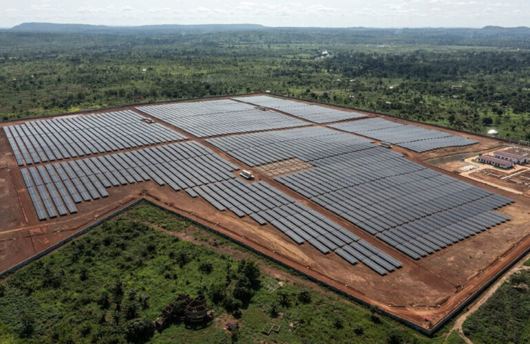 la-energia-solar-africana-mira-mas-alla-de-los-paises-donantes-para-invertir