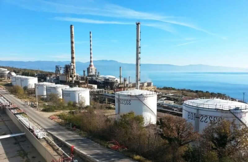 una-refineria-en-croacia-utilizara-hidrogeno-verde-utilizando-un-sistema-electrolizador-de-10-mw-de-ohmio.