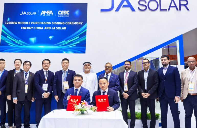 ja-solar-en-wfes-2025:-asociacionas-avanzadas,-tecnologia-y-sostenibilidad