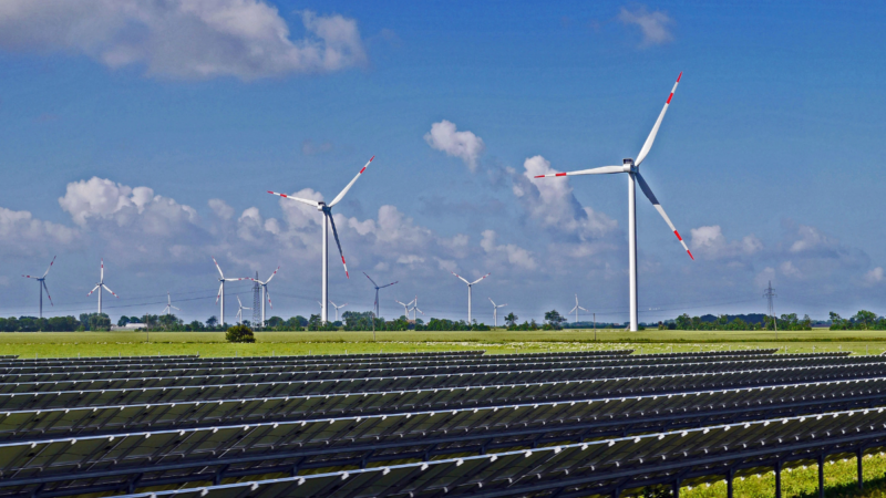 india-agrega-10-gw-solar-en-2025-hasta-abril,-alcanza-el-22.85%-de-la-capacidad-de-energia-total