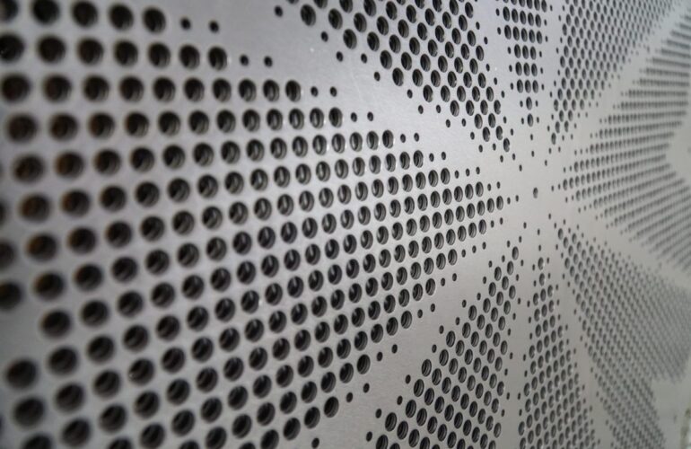 metales-acusticos:-el-acero-en-forma-de-sonido-del-manana