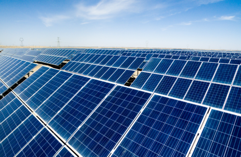 am-power-solar-instala-el-sistema-solar-en-el-centro-de-salud-de-st.-therese-rwibaale-iv