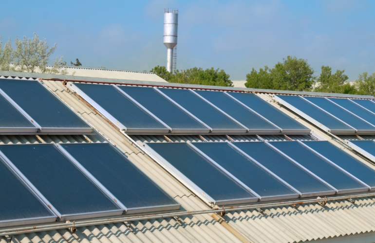 aai-invita-a-oftas-para-un-proyecto-solar-de-la-azotea-de-30.52-kw-en-el-aeropuerto-de-diu
