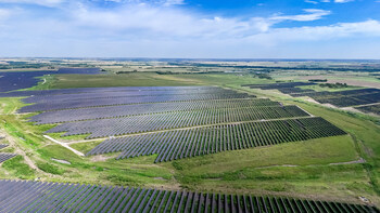 primerias-comisiones-ash-creek-solar-en-texas-para-expandir-la-huella-de-energia-renovable