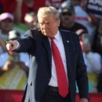 la-tarifa-del-25%-de-la-india-de-trump-se-sumara-al-rompecabeza-de-comercio-solar-de-ee-uu.