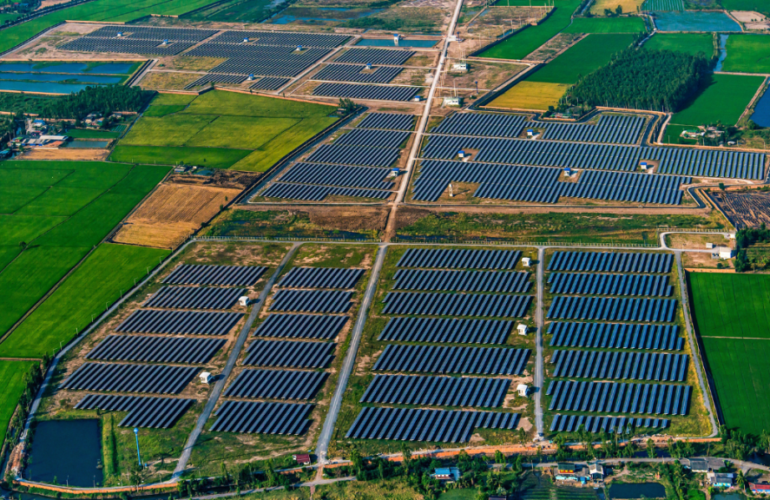 doe-presiona-para-la-solarizacion-completa-de-los-edificios-gubbernamentalies
