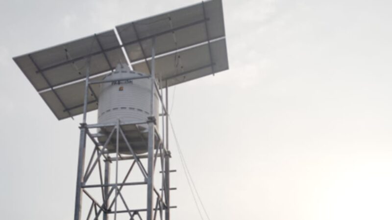 la-fundacion-acc-y-adani-lleva-sistemas-de-riogo-y-agua-potable-con-energia-solar-a-gram-panchayat-de-chhatatand-y-aldeas-cercanas-en-sindri,-jharkhand