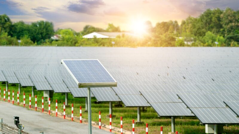 la-subsidiaria-de-energia-limpia-de-inox,-inox-neogriess,-firma-acuerdos-definitivos-para-adquirir-una-cartera-hires