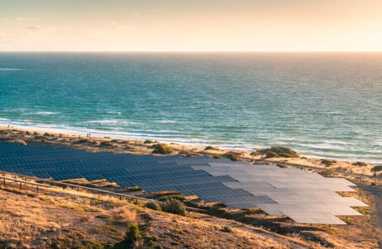 el-nem-de-australia-establecer-un-record-de-participacion-de-energia-renovable-del-78.6%