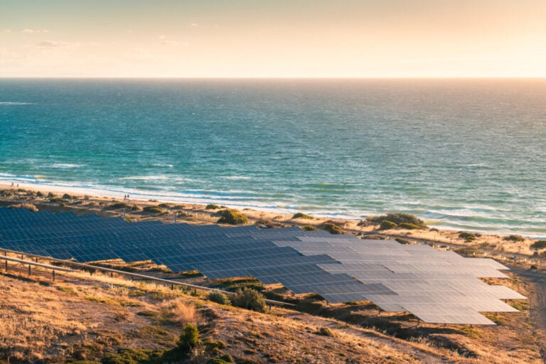 el-nem-de-australia-establecer-un-record-de-participacion-de-energia-renovable-del-78.6%
