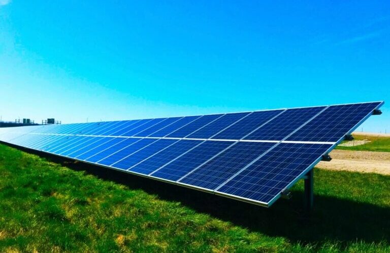generacion-de-electricidad-led-led-solar-en-el-segundo-trimestre-de-2025