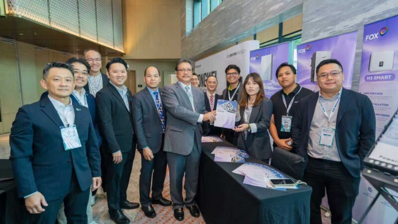 fox-ess-presenta-soluciones-energeticas-avanzadas-en-el-mpsea-solar-roadshow-2025