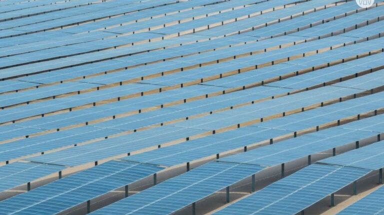 engie-y-masdar-ganan-la-licitacion-para-el-proyecto-fotovoltaico-de-1,5-gw-en-abu-dhabi