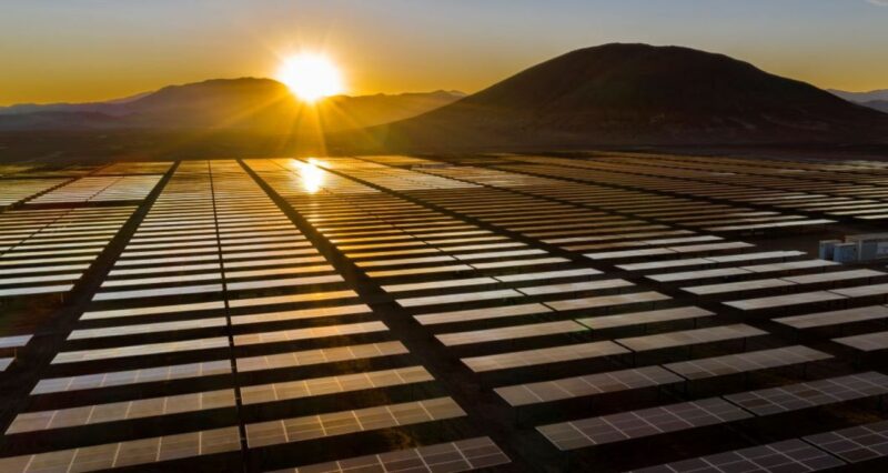 ifs-y-siemens-se-asocian-para-ofrecer-soluciones-impulsadas-por-ia-para-operaciones-de-red-autonomas-de-proxima-generacion