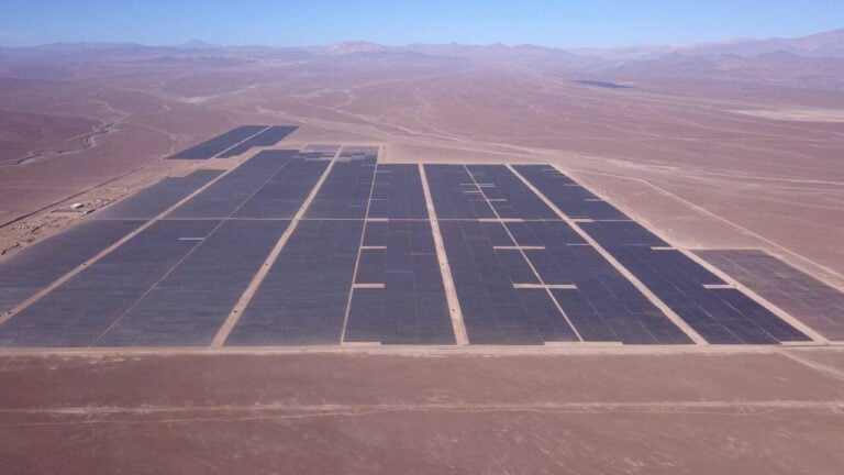 acciona-energia-agregara-1gwh-bess-a-planta-solar-fotovoltaica-en-chile