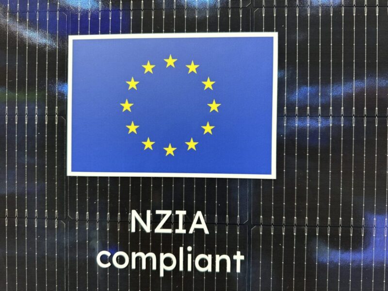 la-fabricacion-solar-europea-esta-«considerablemente-por-detras»-de-los-objetivos-de-la-nzia,-segun-el-observatorio-de-la-ue