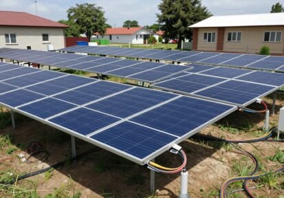 Impacto de Tarifas Fijas en la Energía Solar Residencial en EE. UU.