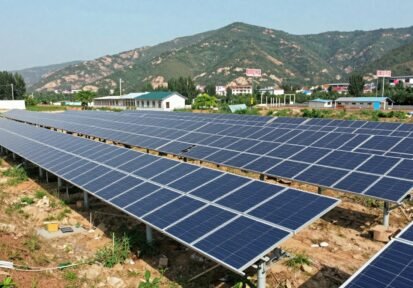 Desafíos Financieros de los Principales Productores de Energía Solar en China