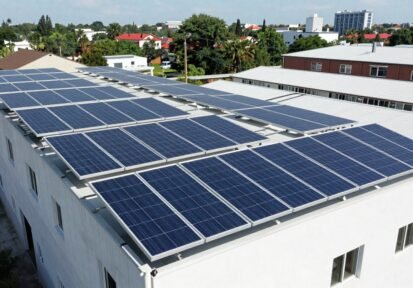 WattHub impulsa la energía solar en centros médicos de California